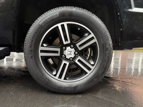 Used 2013 Honda Ridgeline Sport image 28