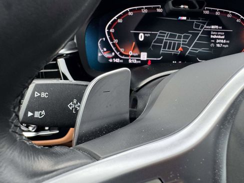 Used 2023 BMW 540i xDrive w/ M Sport Package image 23