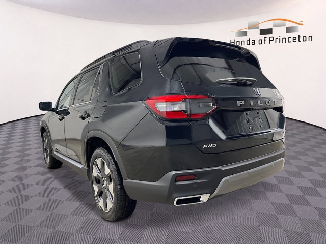New 2026 Honda Pilot Touring image 5