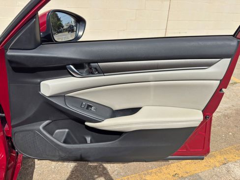 Used 2021 Honda Accord LX image 38