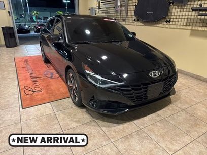 Used 2023 Hyundai Elantra SEL w/ Convenience Package