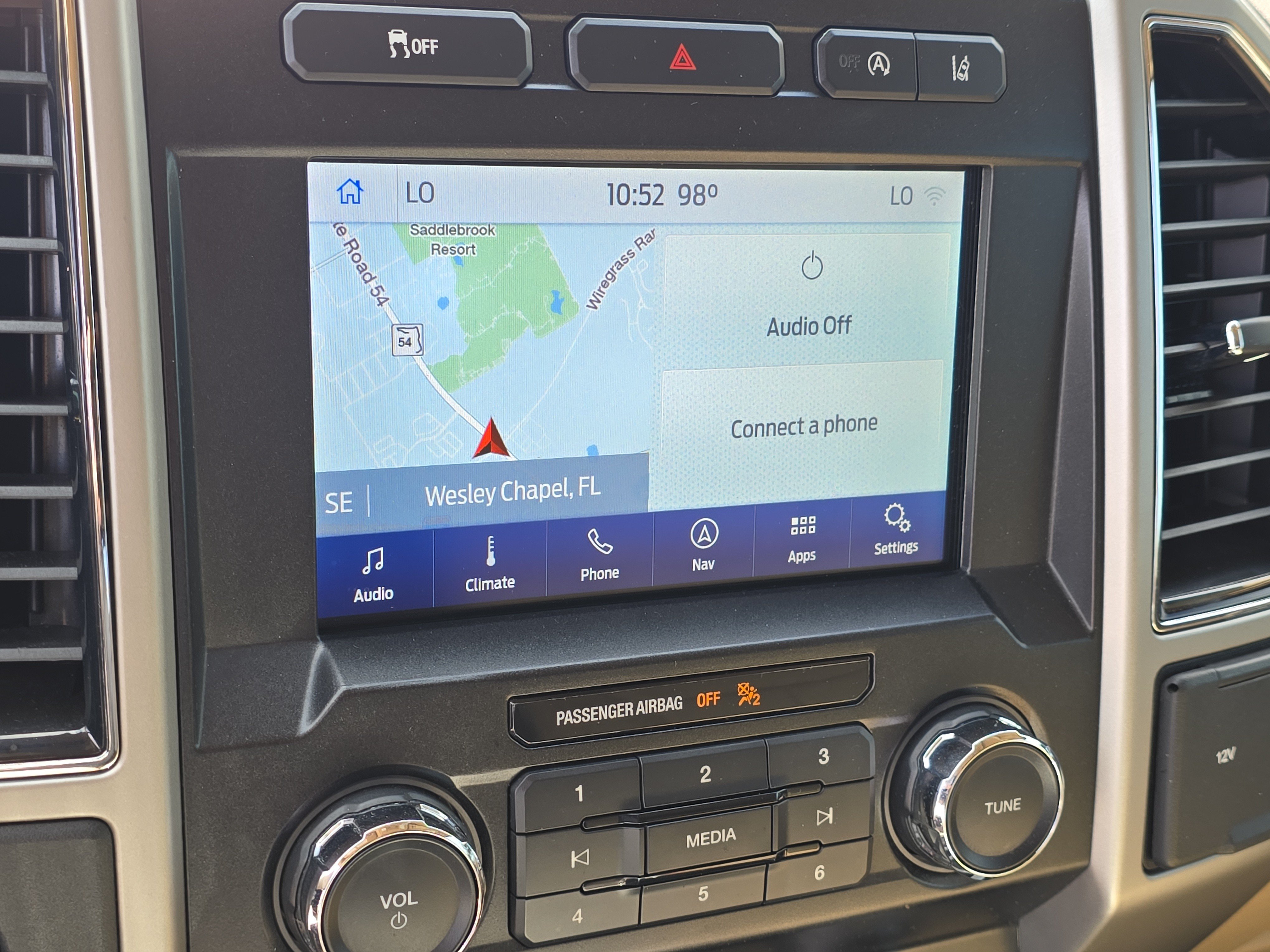Used 2020 Ford F150 Lariat RWD image 21