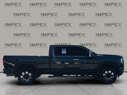 Used 2025 GMC Sierra 2500 Denali image 6