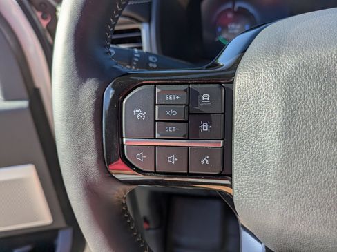 Certified 2025 Ford F150 Lightning Platinum AWD/4WD image 19