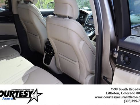 Used 2019 Lincoln Nautilus Reserve AWD/4WD image 30