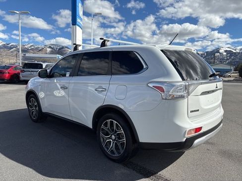 Used 2015 Mitsubishi Outlander GT image 5