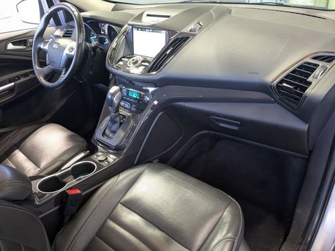Used 2016 Ford Escape Titanium FWD image 21