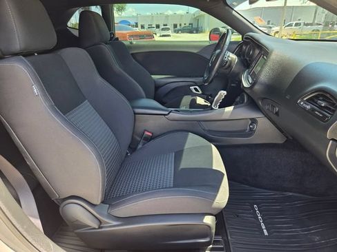 Certified 2017 Dodge Challenger R/T RWD image 18