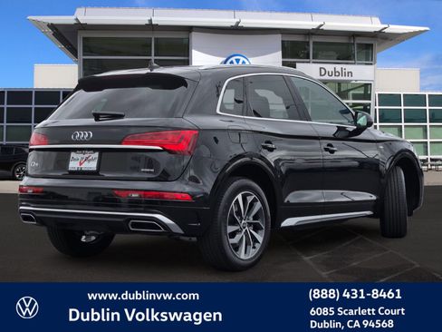 Used 2023 Audi Q5 2.0T Premium Plus w/ Premium Plus Package AWD/4WD image 4