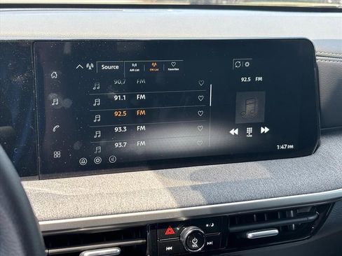 Used 2026 Nissan Kicks SV w/ Charging Package FWD image 5