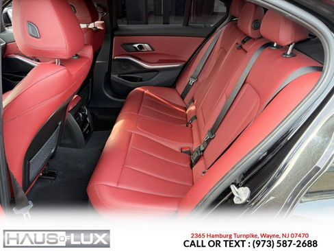 Used 2022 BMW 330i xDrive Sedan w/ Driving Assistance Package image 9