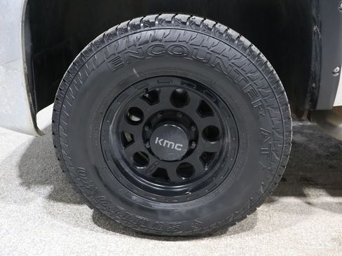 Used 2010 Chevrolet Silverado 2500 W/T image 9