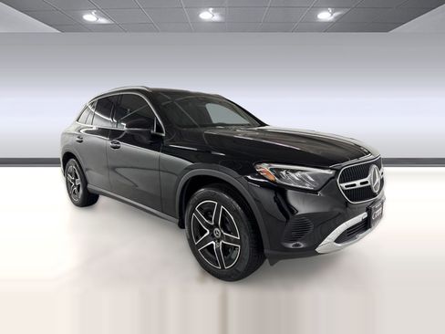 Used 2026 Mercedes-Benz GLC 300 image 7