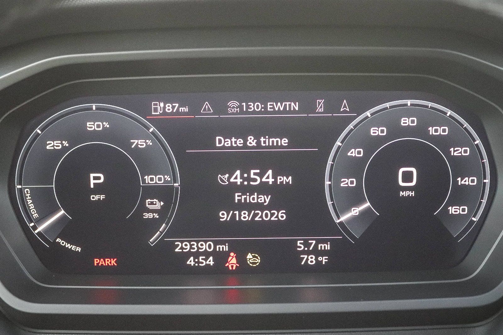 Used 2023 Audi Q4 e-tron Premium Plus w/ Premium Plus RWD image 19