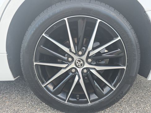 Used 2023 Toyota Camry SE FWD image 31