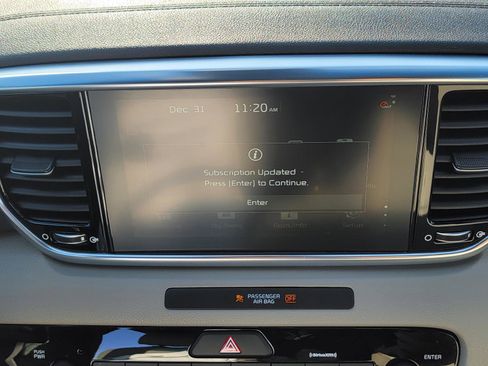 Used 2021 Kia Sportage S w/ S AWD Premium Package image 25