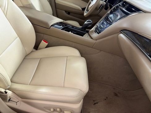 Used 2016 Cadillac CTS Luxury RWD image 23