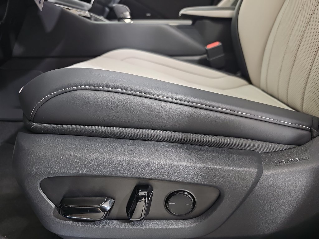 New 2026 Lexus TX 500h AWD image 28