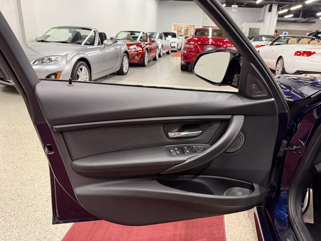 Used 2016 BMW M3 RWD image 20