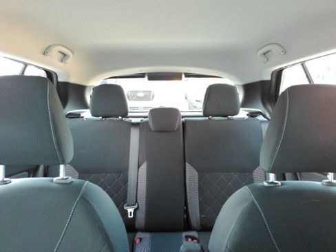 Used 2018 Nissan Kicks SV image 28