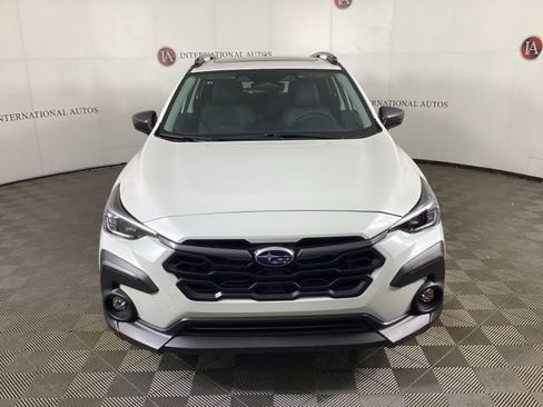 Used 2025 Subaru Crosstrek 2.5i Limited AWD/4WD image 2