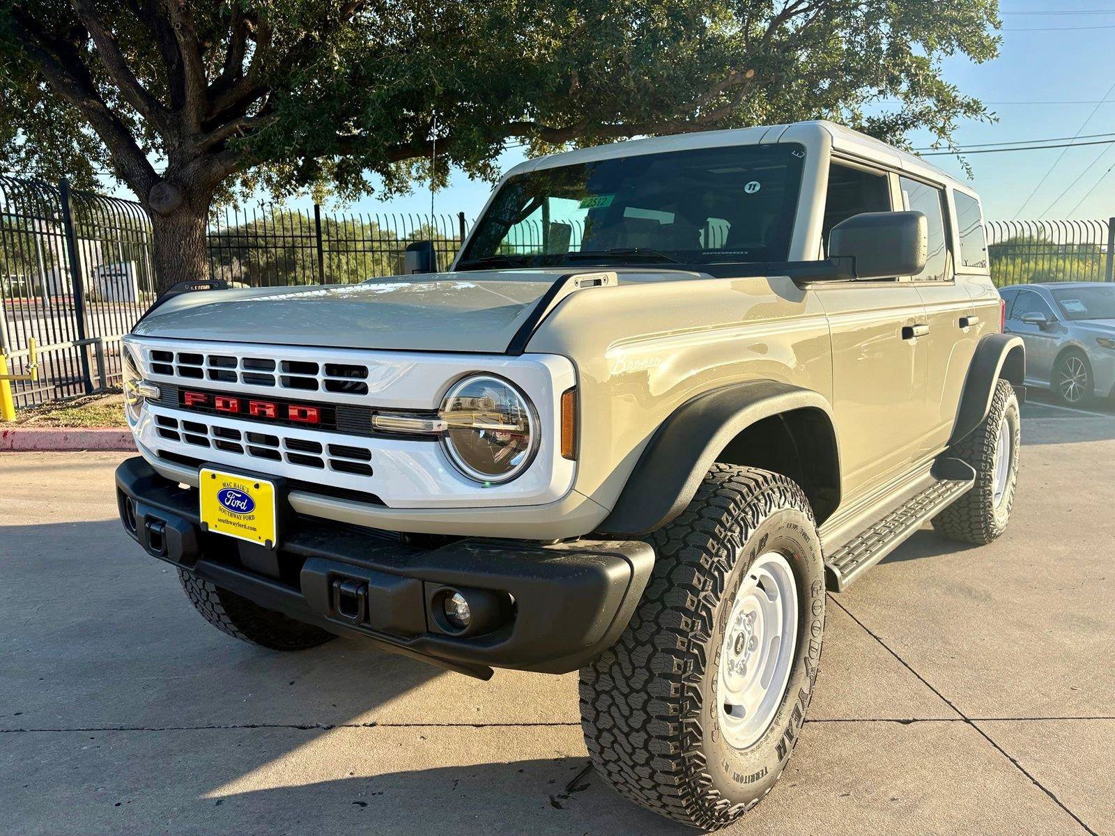 New 2026 Ford Bronco Heritage Edition AWD/4WD image 1