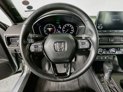 Used 2025 Honda Civic Sport image 11
