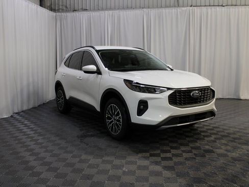 New 2026 Ford Escape SE image 28
