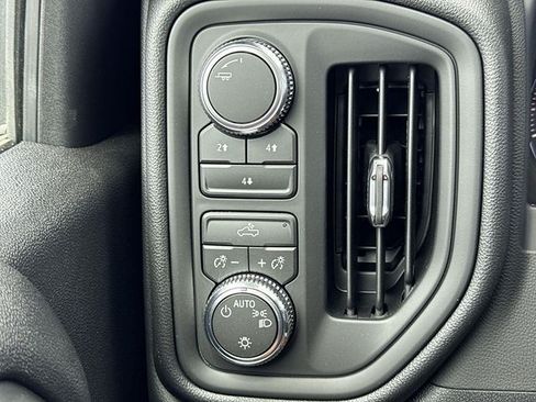 New 2026 GMC Sierra 2500 Pro AWD/4WD image 15