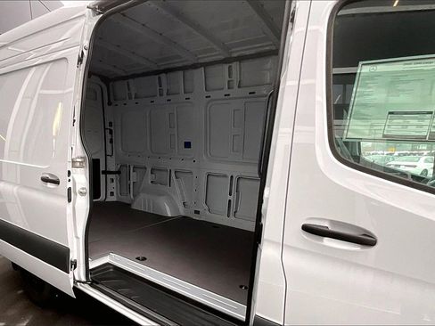New 2025 Mercedes-Benz Sprinter 2500 image 5
