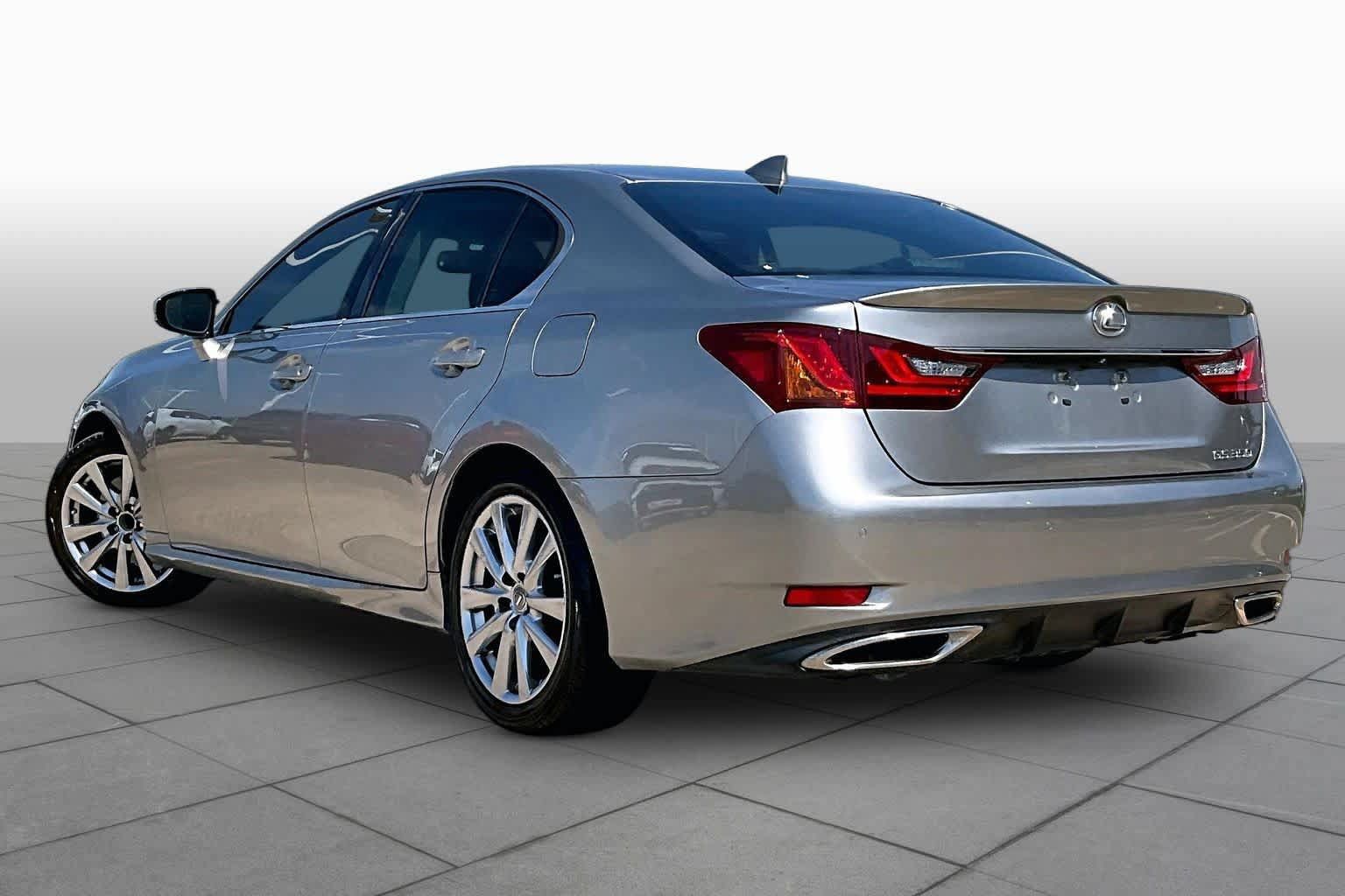 Used 2015 Lexus GS 350 w/ Premium Package RWD image 12