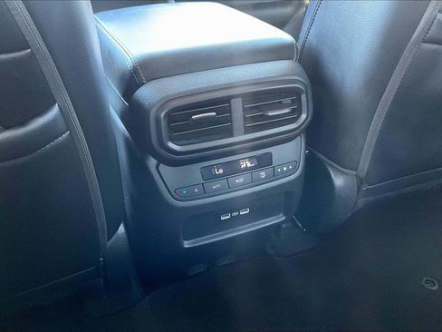 Used 2023 Honda Pilot EX-L image 24