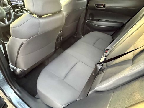 Certified 2022 Toyota Corolla Cross LE image 16