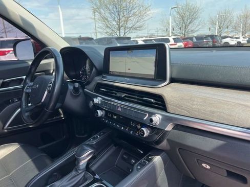 Used 2022 Kia Telluride EX w/ EX Premium Package image 41