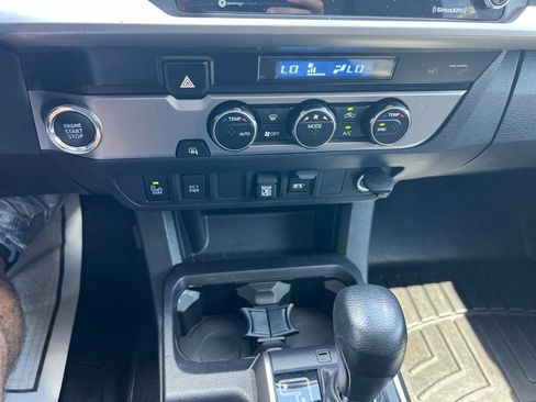 Used 2023 Toyota Tacoma SR5 w/ Technology Package RWD image 37