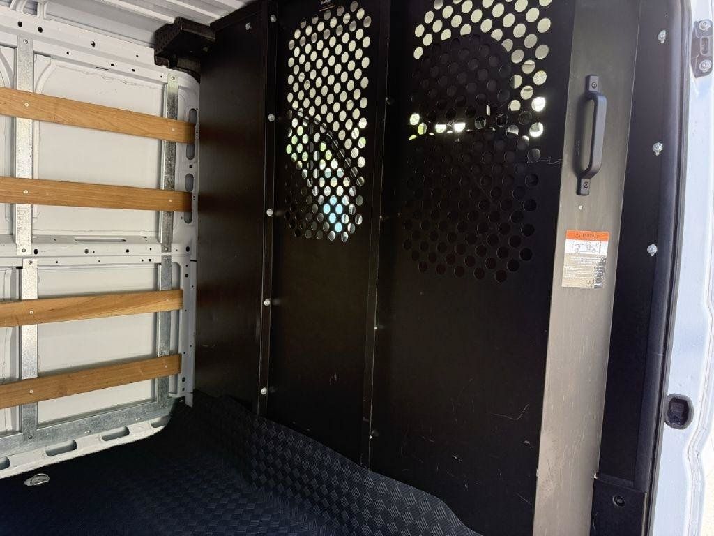 Used 2025 RAM ProMaster 2500 w/ U-Haul Equipment Group FWD image 24