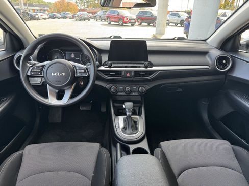 Used 2024 Kia Forte LXS image 17