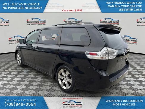 Used 2012 Toyota Sienna SE image 7
