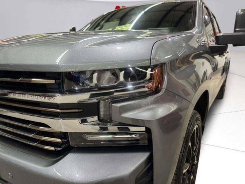 Used 2021 Chevrolet Silverado 1500 High Country w/ Technology Package AWD/4WD image 11
