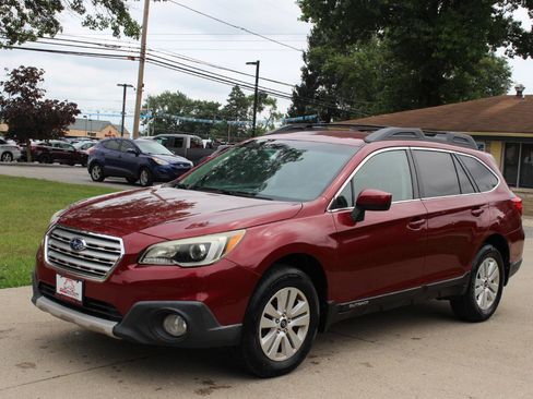 Used 2015 Subaru Outback 2.5i Premium AWD/4WD image 5