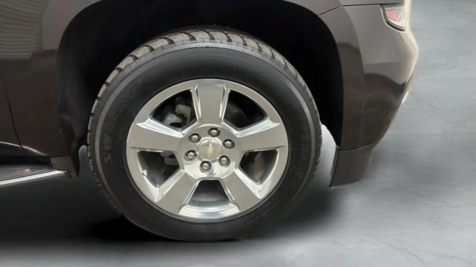 Used 2017 Chevrolet Suburban Premier RWD image 26