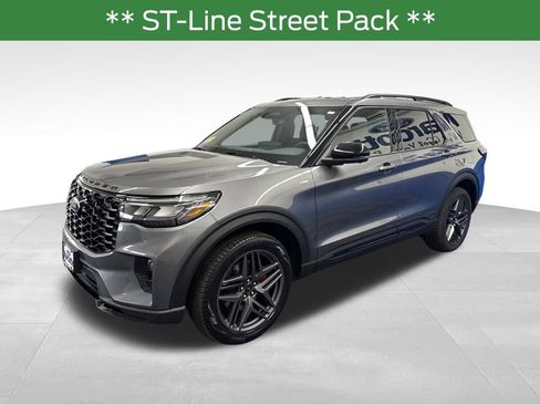 New 2026 Ford Explorer ST-Line w/ ST-Line Street Pack AWD/4WD image 5