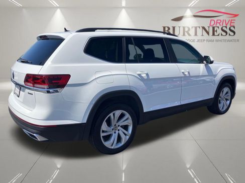 Used 2023 Volkswagen Atlas SE w/ Panoramic Sunroof Package AWD/4WD image 6