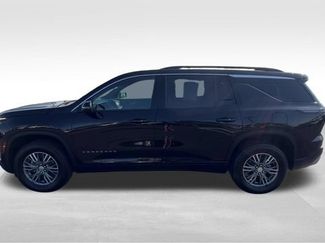 Certified 2025 Chevrolet Traverse LT w/ LPO, Cargo Package AWD/4WD video 3