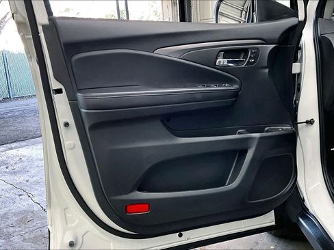 Used 2021 Honda Pilot Special Edition image 25