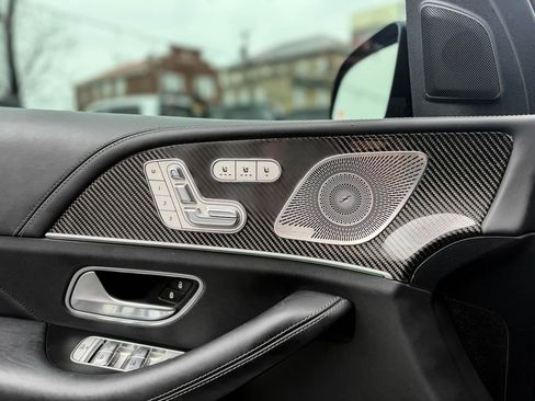 Used 2024 Mercedes-Benz GLS 63 AMG 4MATIC image 22