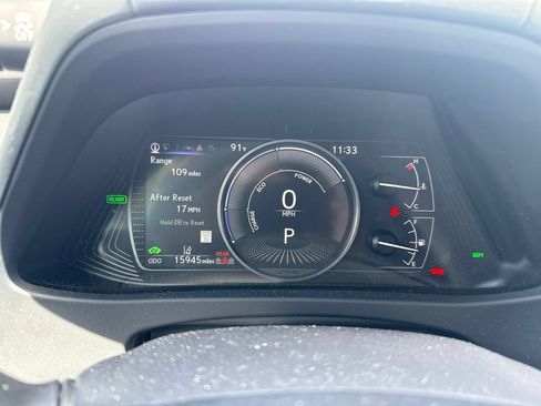 Used 2024 Lexus UX 250h FWD image 2