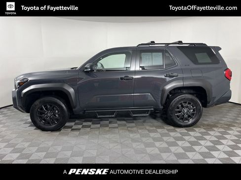 Used 2025 Toyota 4Runner SR5 AWD/4WD image 2