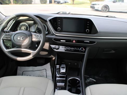 Used 2023 Hyundai Sonata SE w/ Cargo Package FWD image 14
