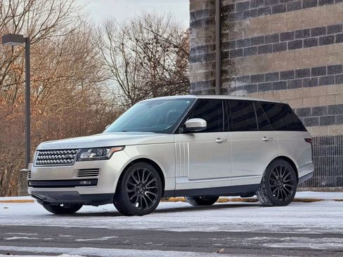 Used 2016 Land Rover Range Rover Supercharged AWD/4WD image 13